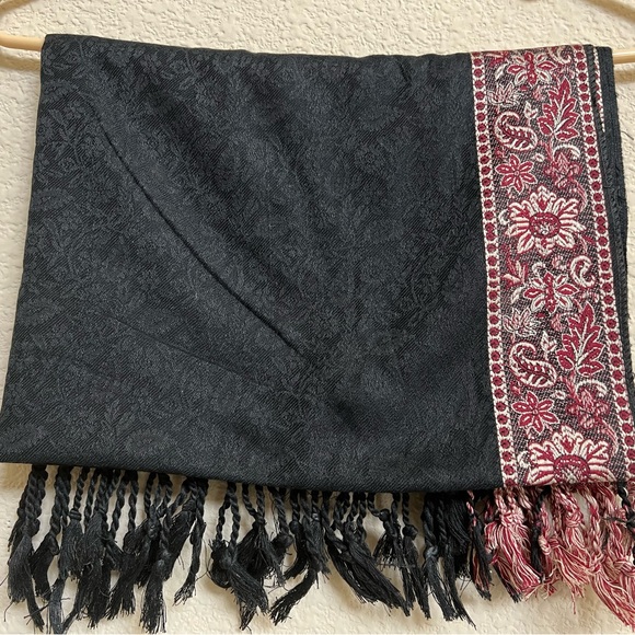 Embroidered Border pattern Reversible Holidays Pashmina Shawl Stole scarf Wrap - Picture 13 of 14